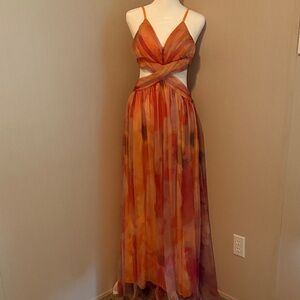 Elegant Orange Tie-Dye Maxi Dress